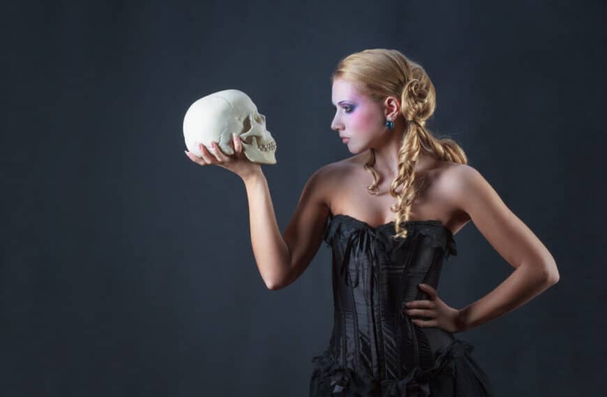Skull Gifts for Her that are Beautifully Eerie