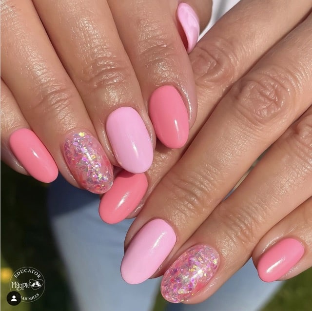 3 Shades of Pink summer nails
