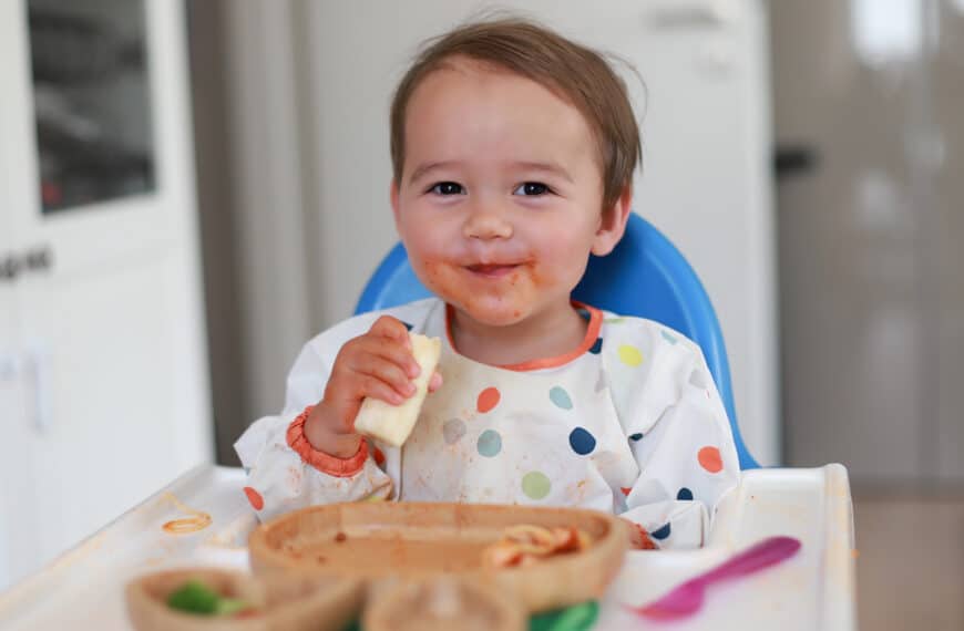 A Complete Beginner’s Guide To Baby-Led Weaning