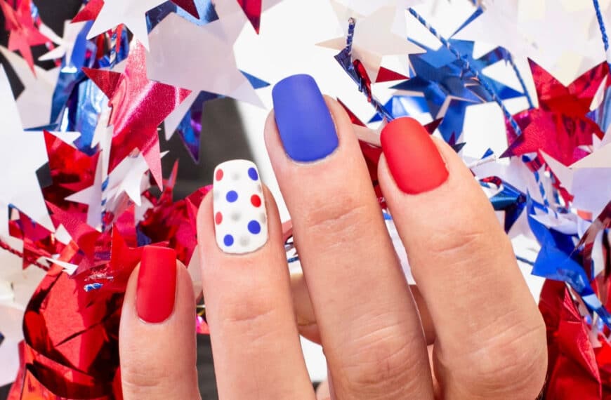 4th of July Nail Designs: Fireworks on Your Fingers