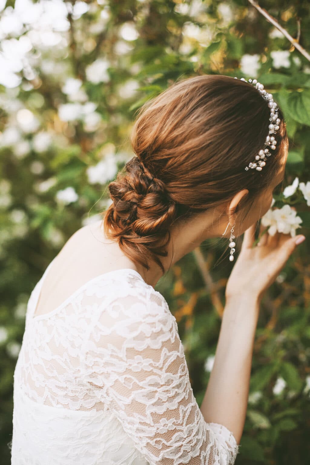 Graduation Hairstyle Ideas for Your Big Day