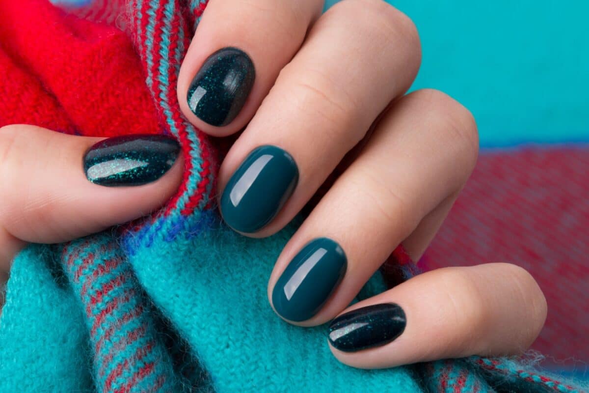Dark Winter Nails: Bold, Beautiful, and Ready for Cold Weather
