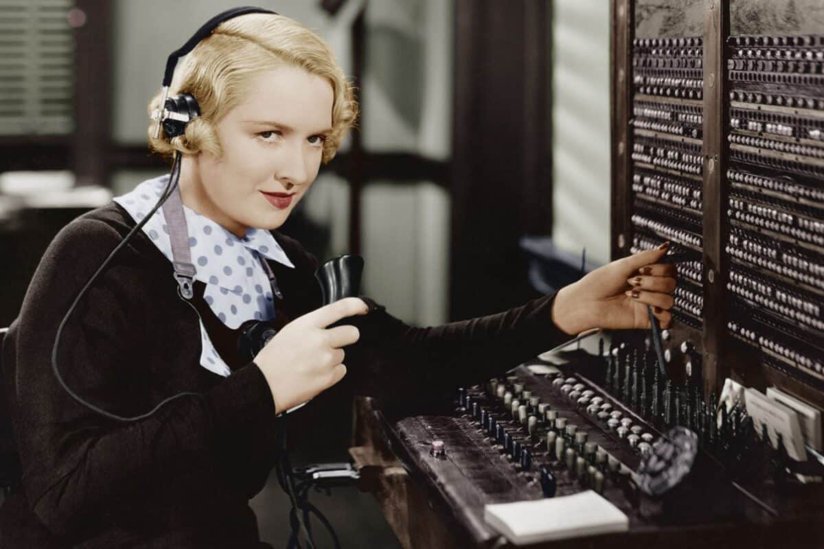 15 Vanished Jobs That Should Make a Comeback