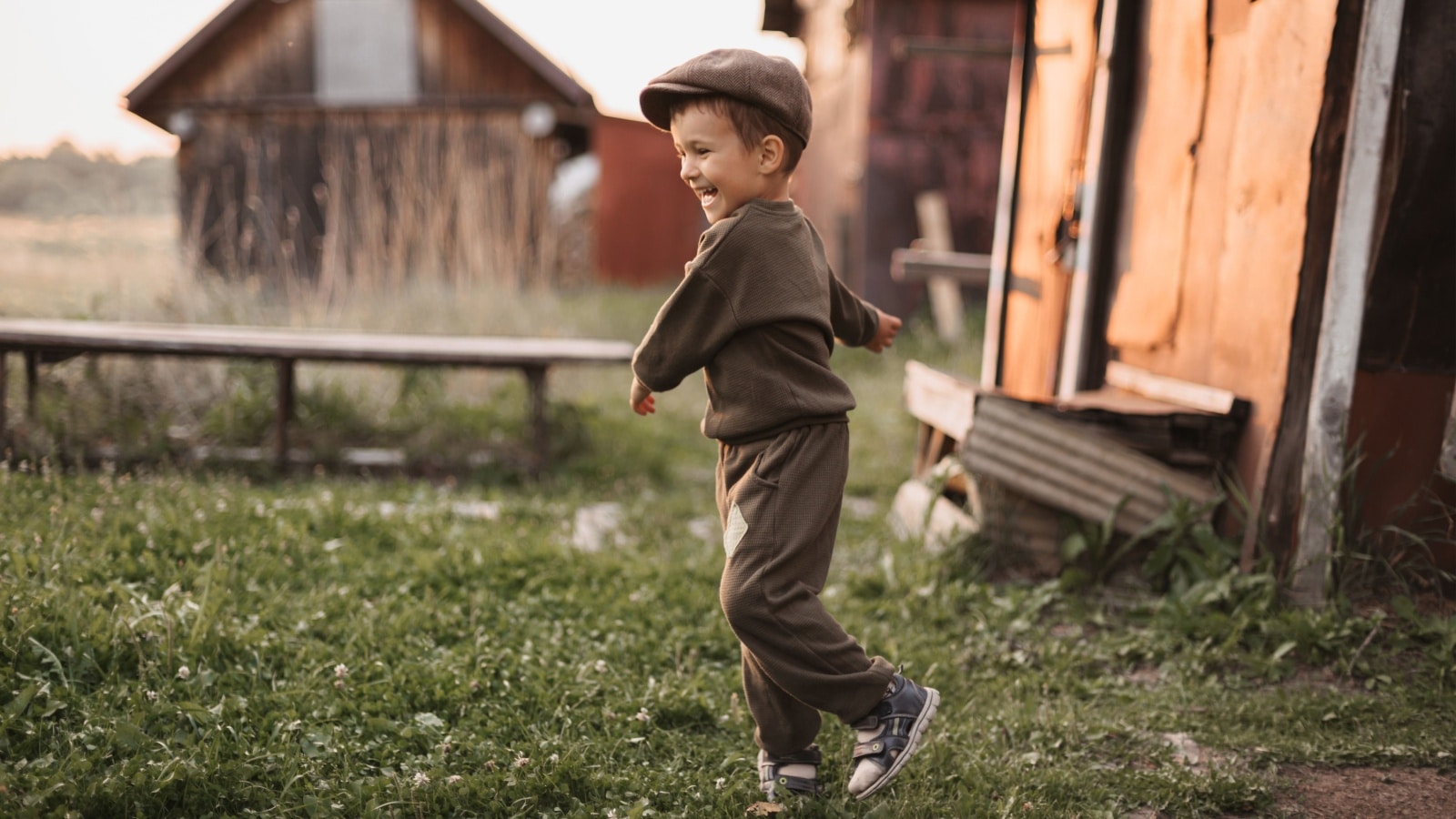 Curated visual reference: Picture Idea: 18 Signs You Were Raised In A Small Town